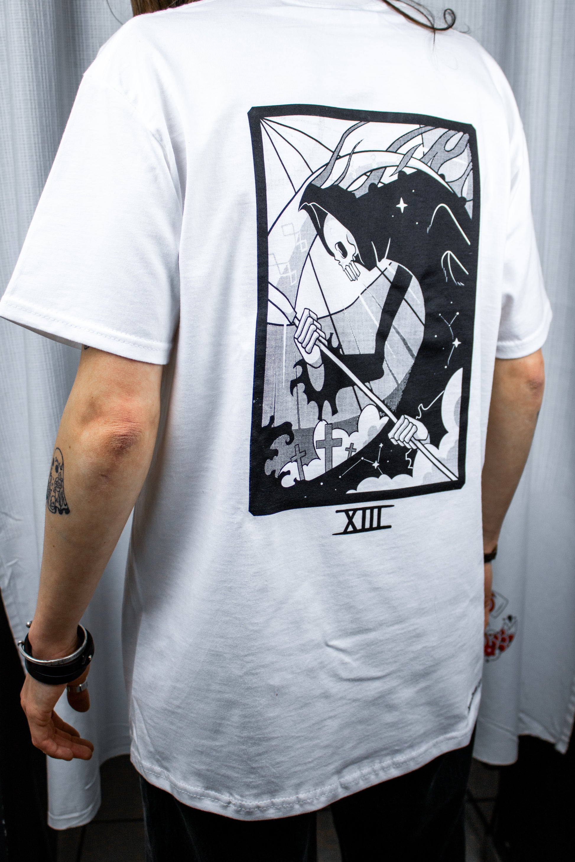 T shirt blanc serigraphie motif A3 tarot mort Winkoff