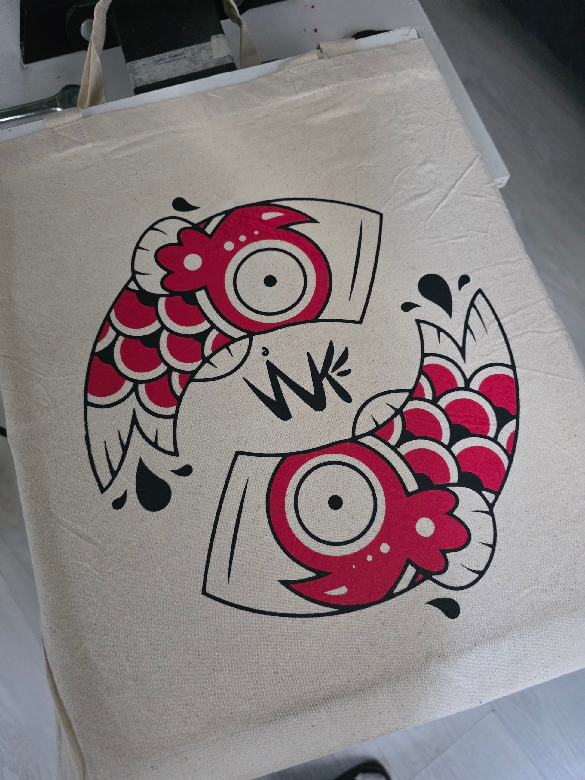 Vidéo de l'impression du tote bag Logo Wink bicouleur.